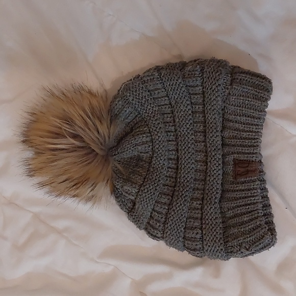 Cc Knit Hat - Picture 1 of 3